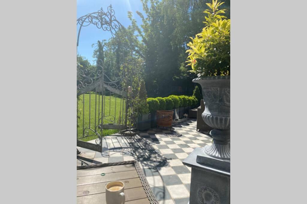 Lyndhurst - Victorian With Heated Pool Holiday home