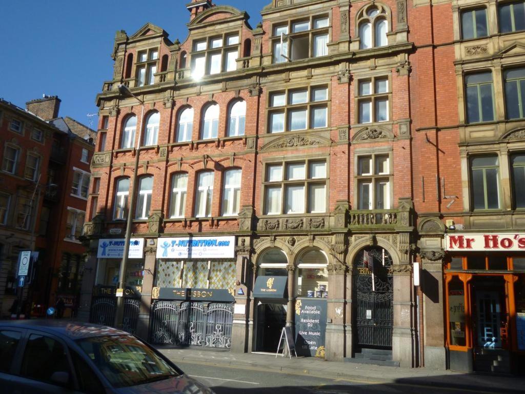 Apartment 35 Victoria Street *