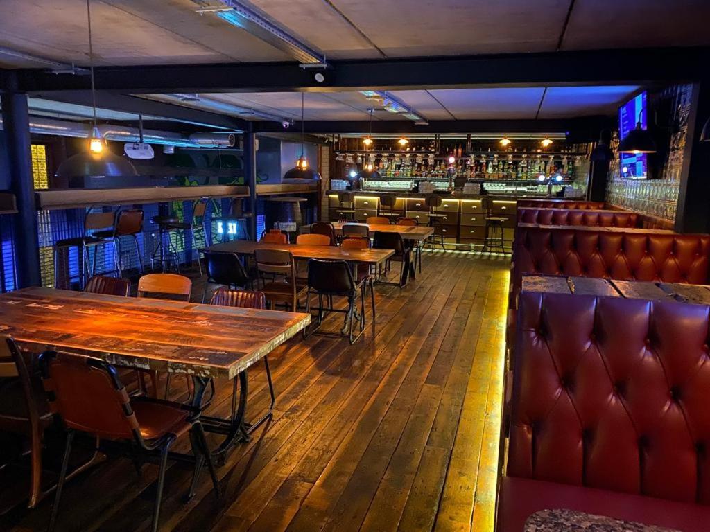 Alberts Liverpool