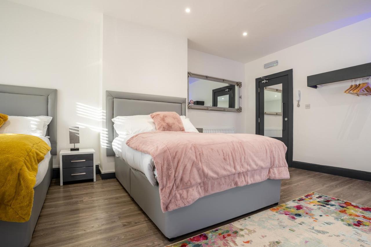 Liverpool Picton Rooms Party Stays