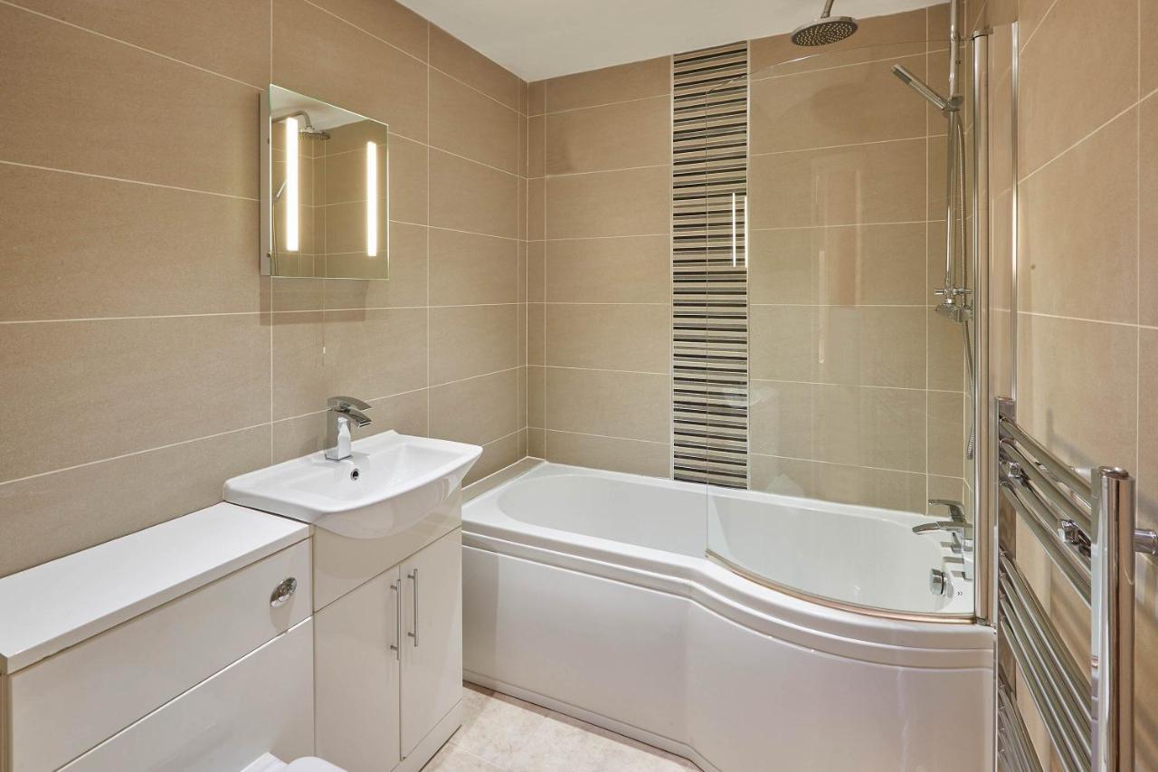 Host & - Concert Square Apartment Liverpool