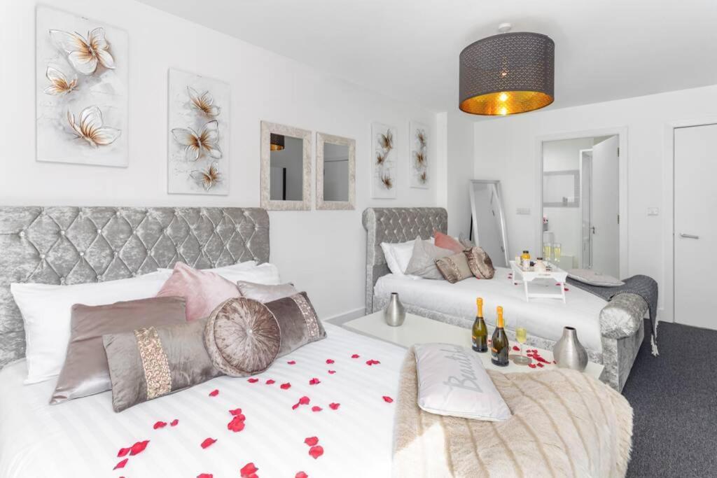 Centre Apt Sleeps 10 * Liverpool