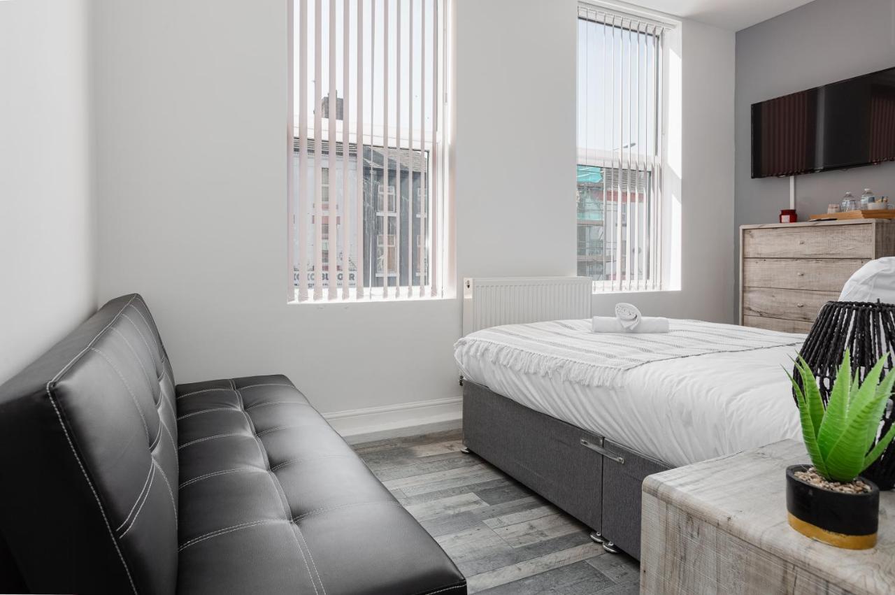 Apartment Oakfield Road *
