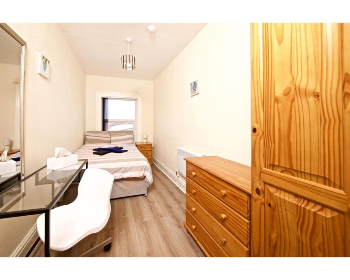 - Lawrence Road Aa1 Liverpool