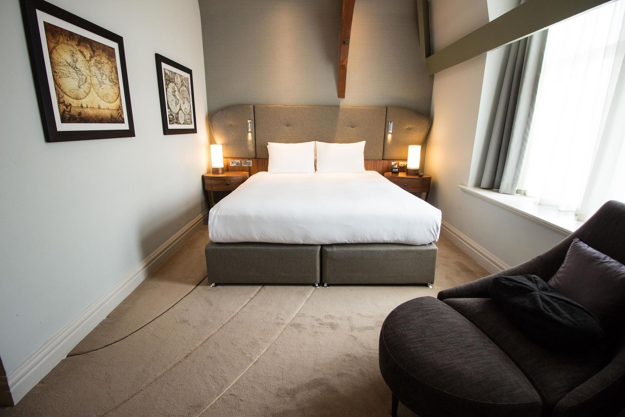 Hotel Doubletree By Hilton & 4*
