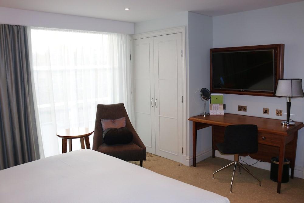 Doubletree By Hilton & Liverpool