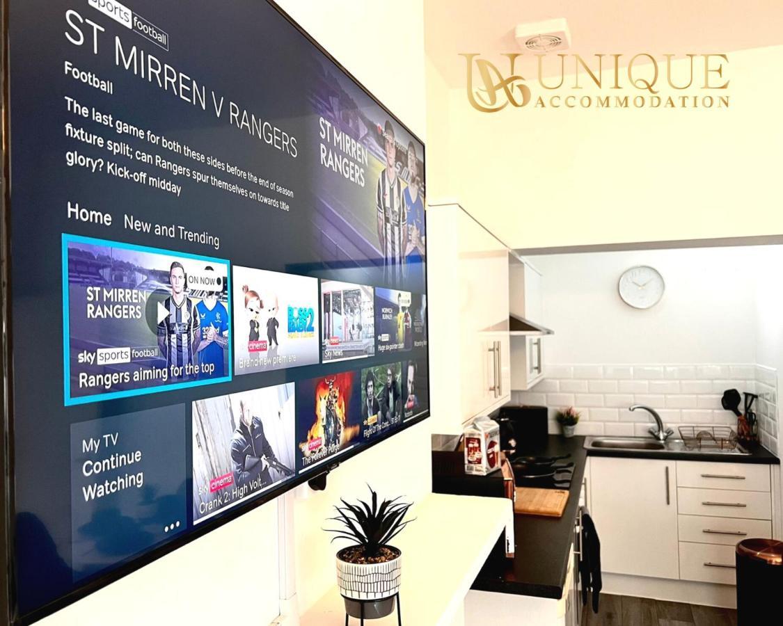 Unique - Luxury 2 Bed , Perfect For Business & Families, Book Now *