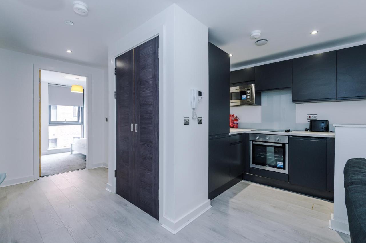 One Bedroom In The Heart Of *