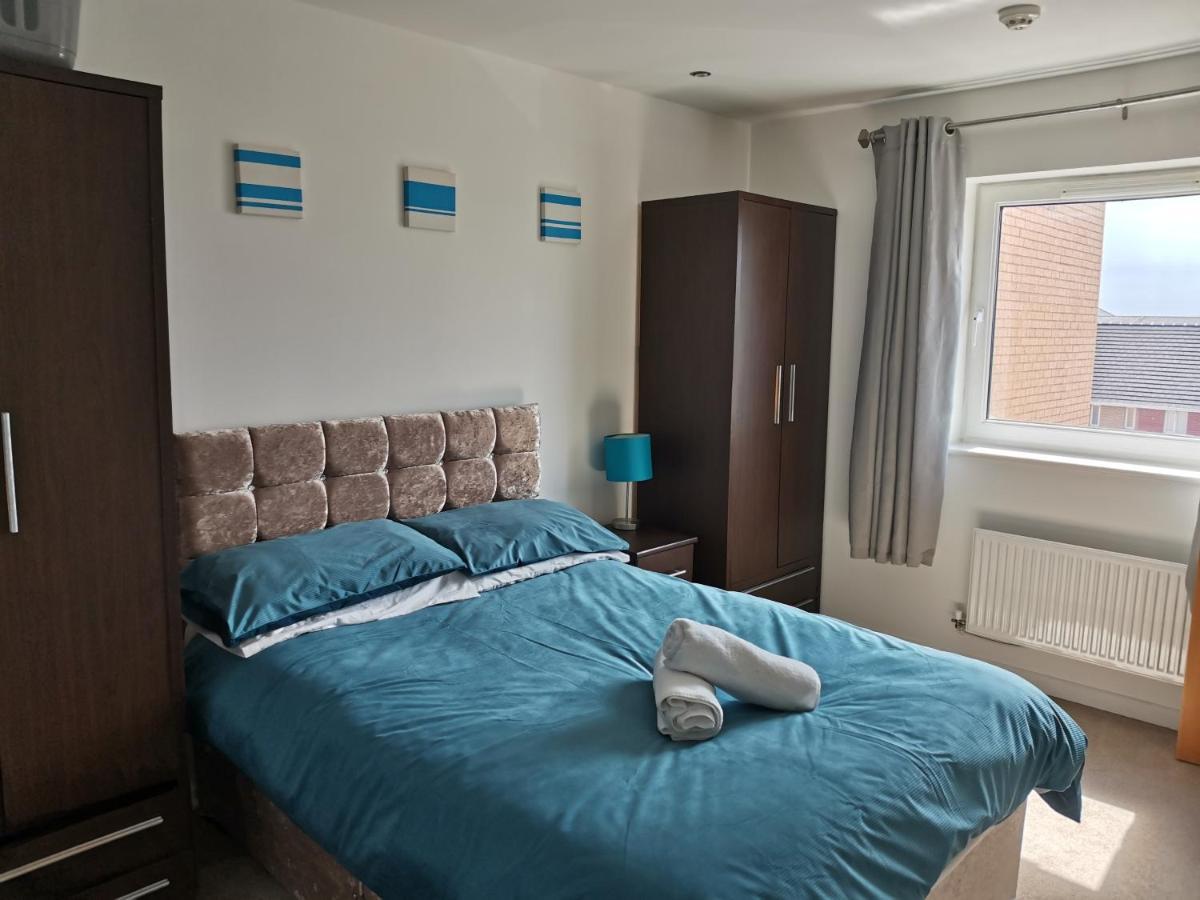 Lovely 2 Bedroomed Near Albert Docks Apartment *
