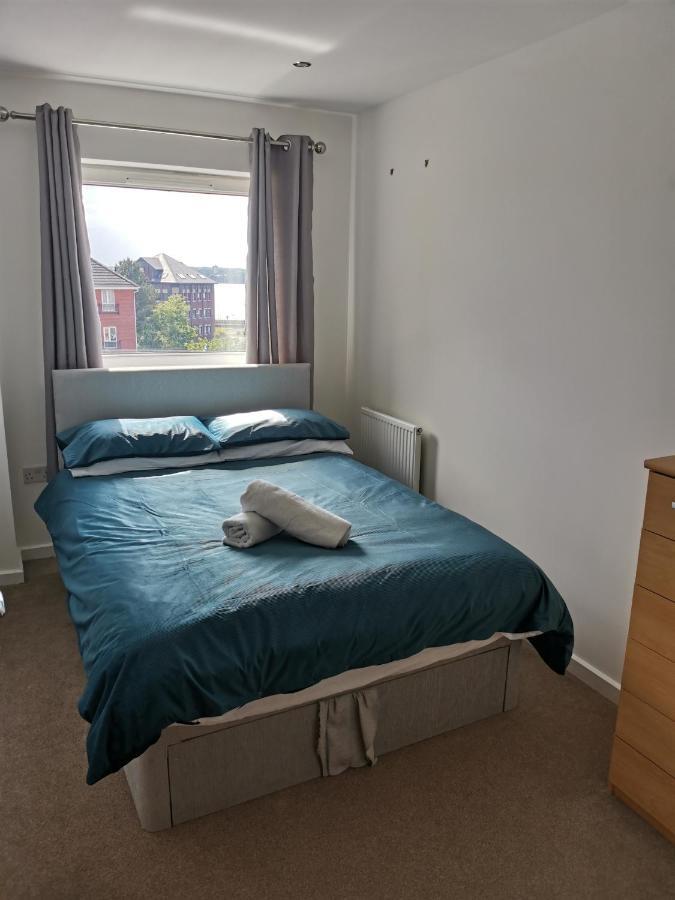 Lovely 2 Bedroomed Near Albert Docks Apartment Liverpool