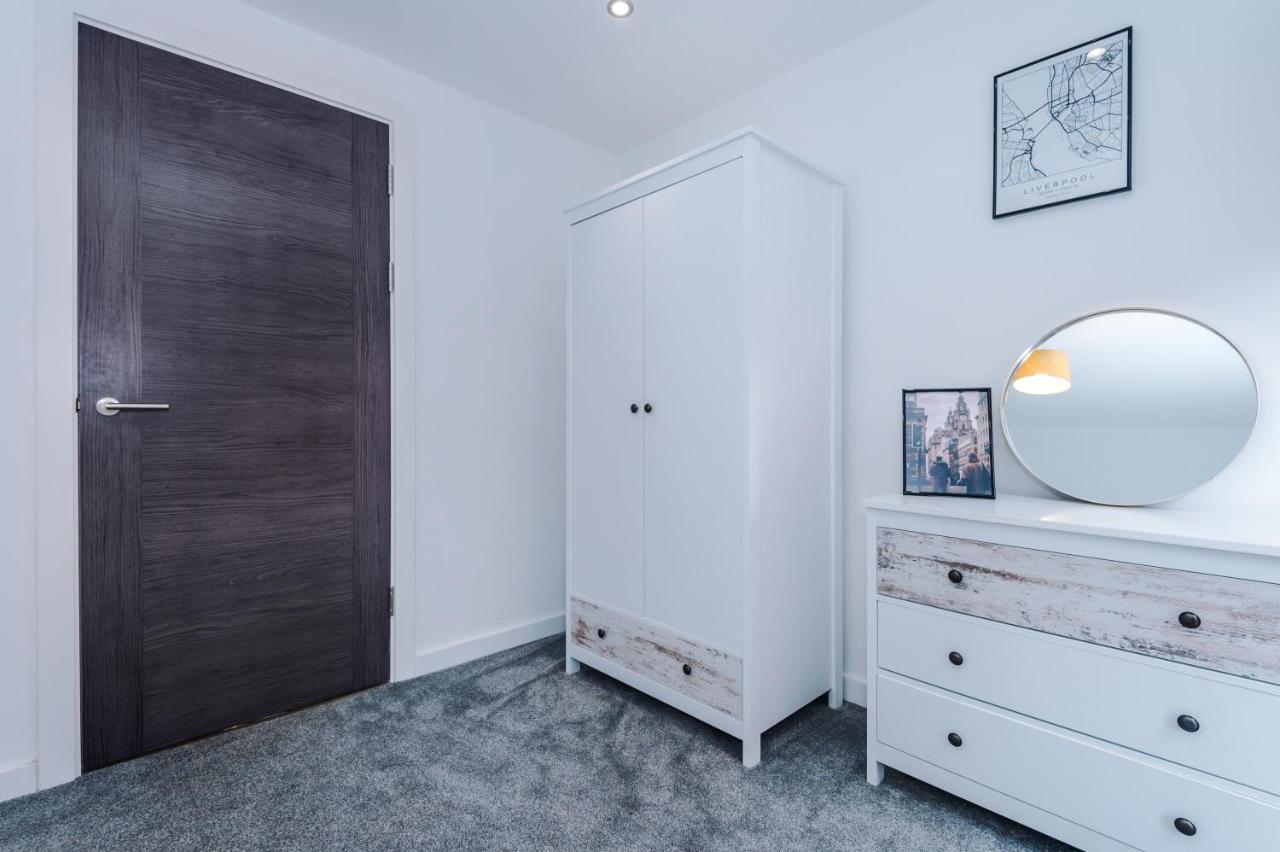 One Bedroom In The Heart Of Apartment