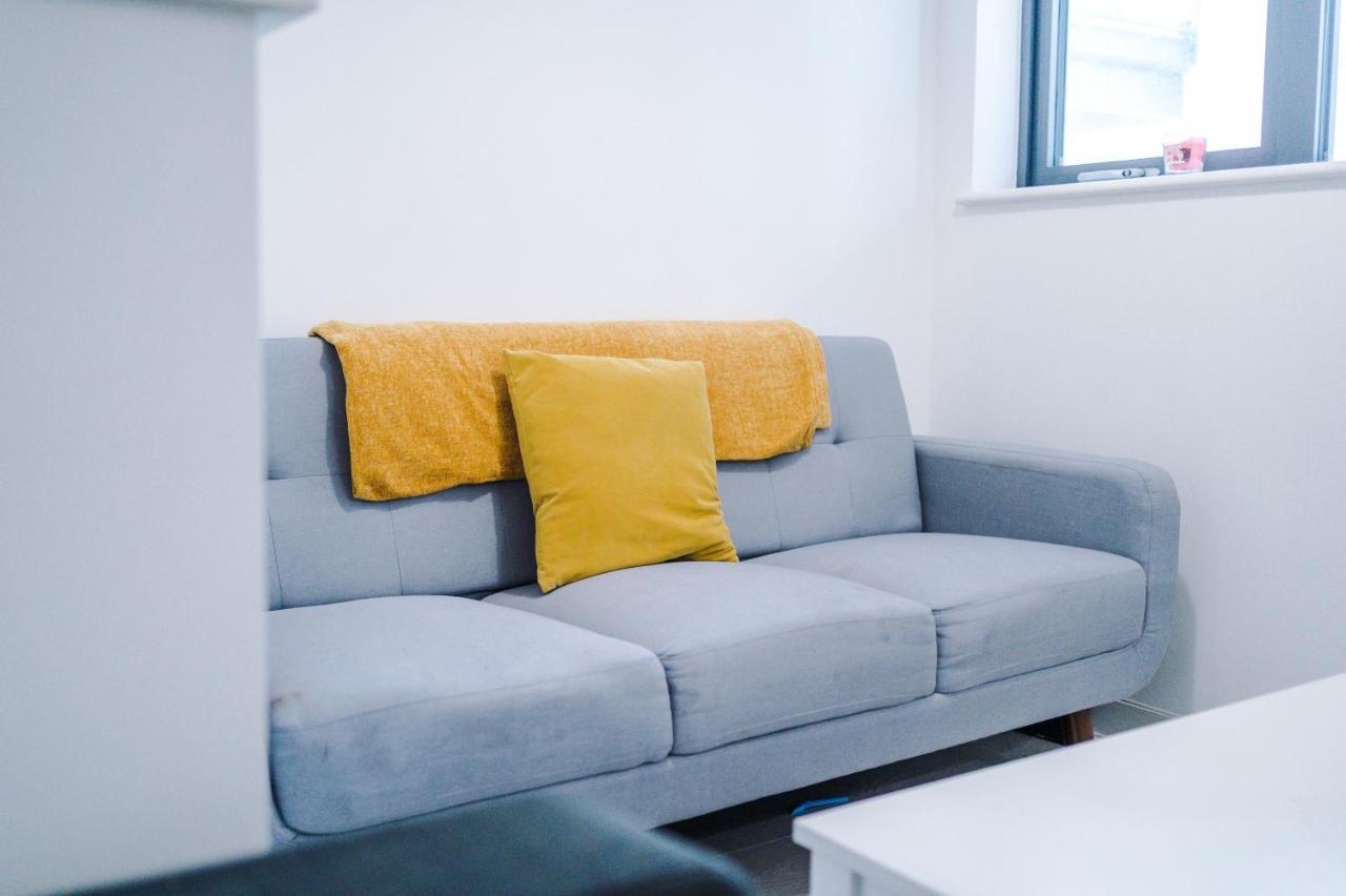 One Bedroom In The Heart Of Apartment