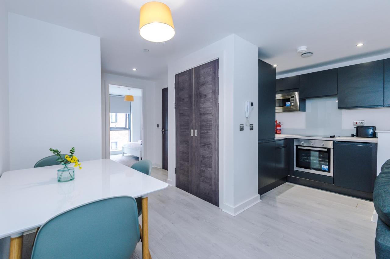 One Bedroom In The Heart Of *