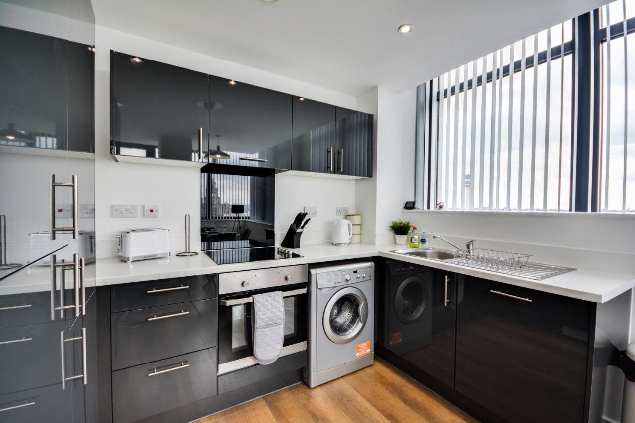 City View Apartment *