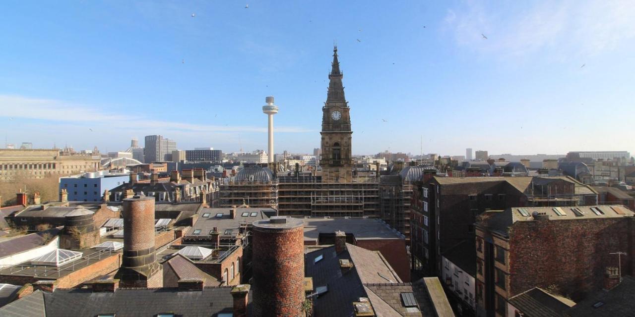 *city View* 1 Bedroom Central With Balcony * Liverpool