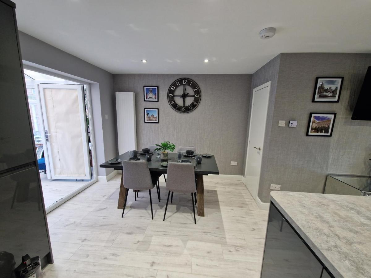 Holiday home Corner House At L3 Liverpool