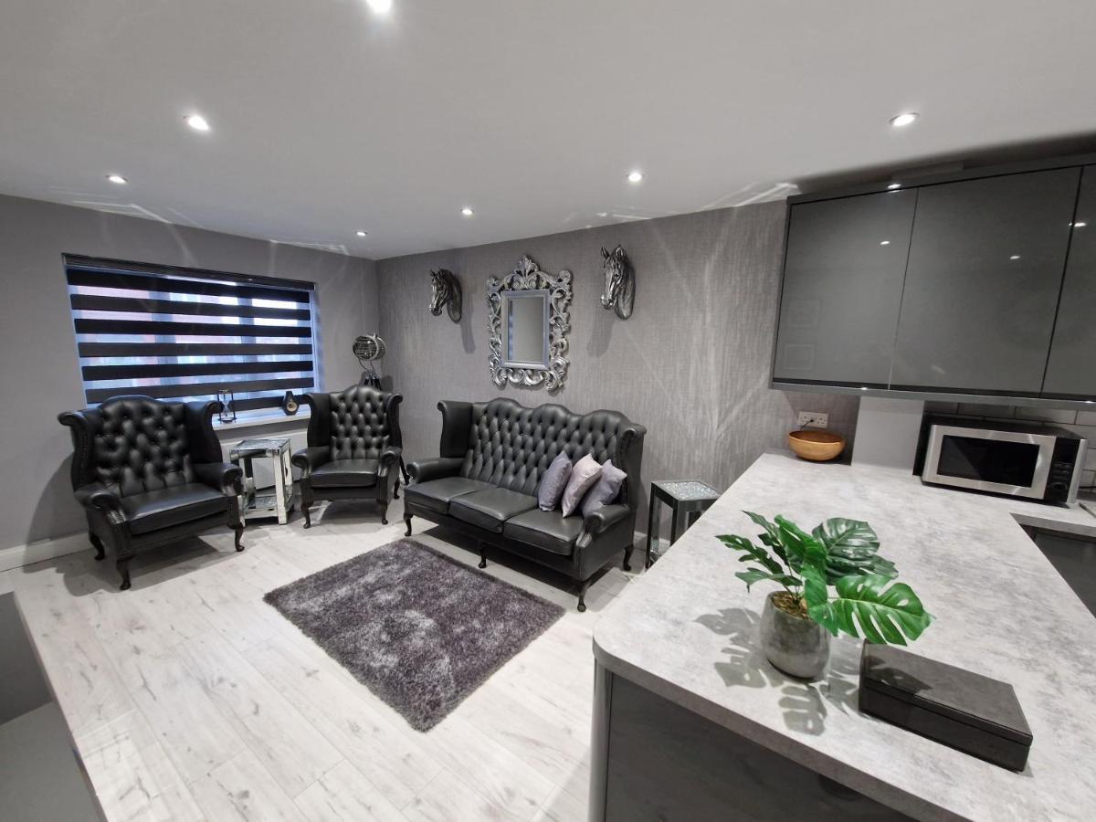 Corner House At L3 Holiday home