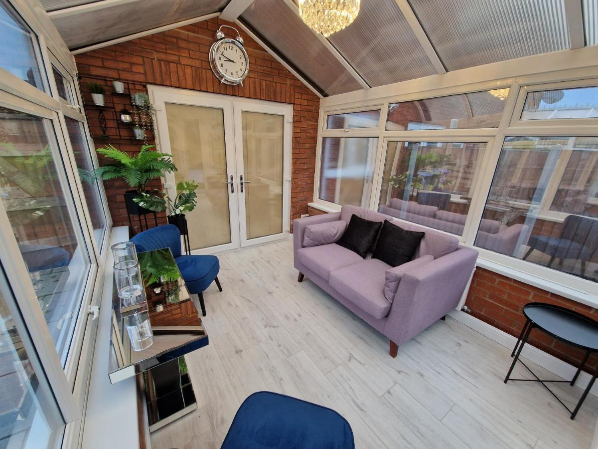 Corner House At L3 *