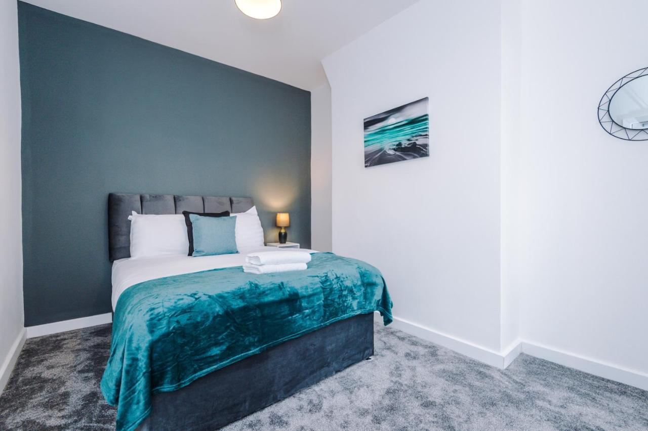 Cosy 3 Bed 3 Bath House - Central -self Check-in & Free Parking! * Liverpool