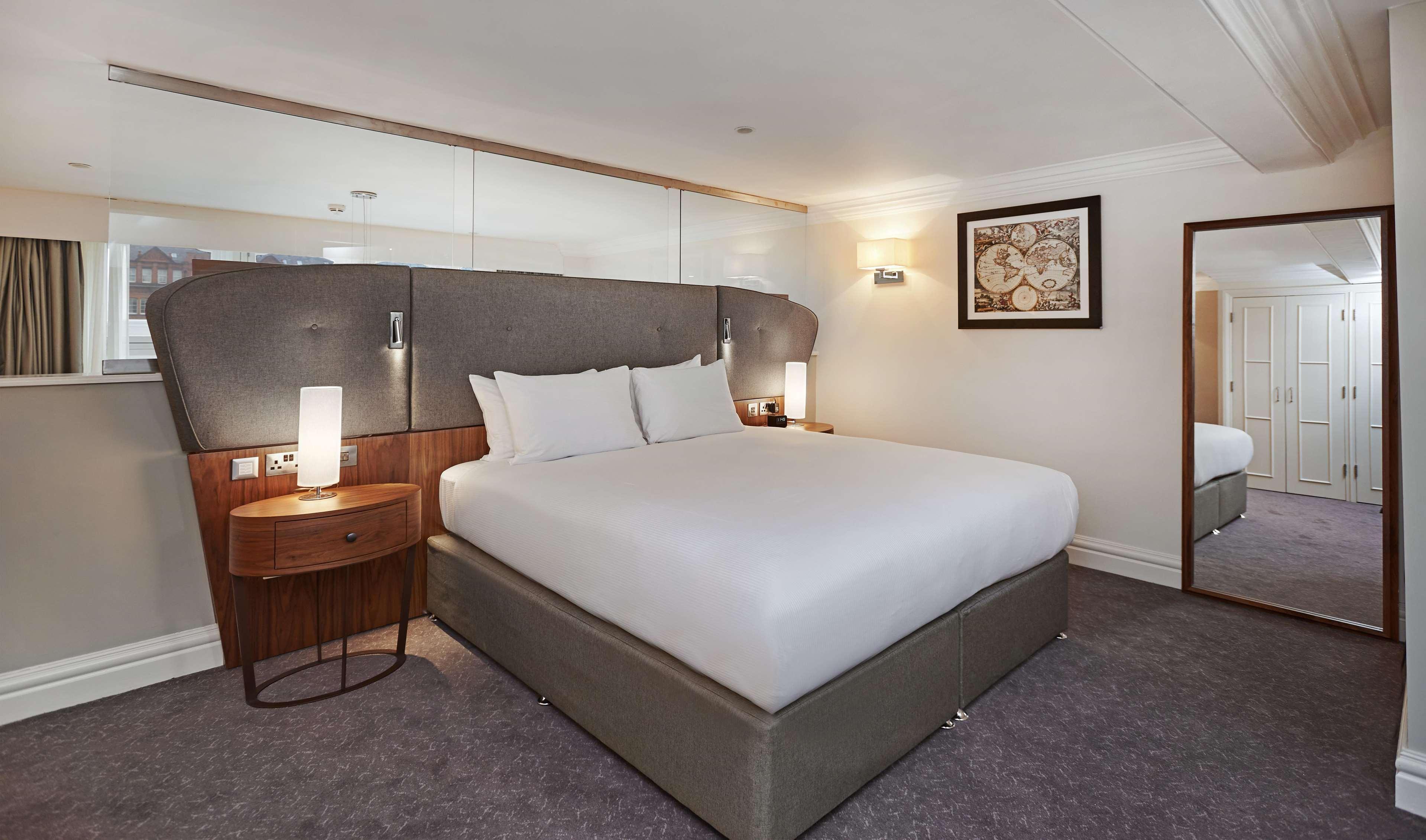 Hotel Doubletree By Hilton & 4*