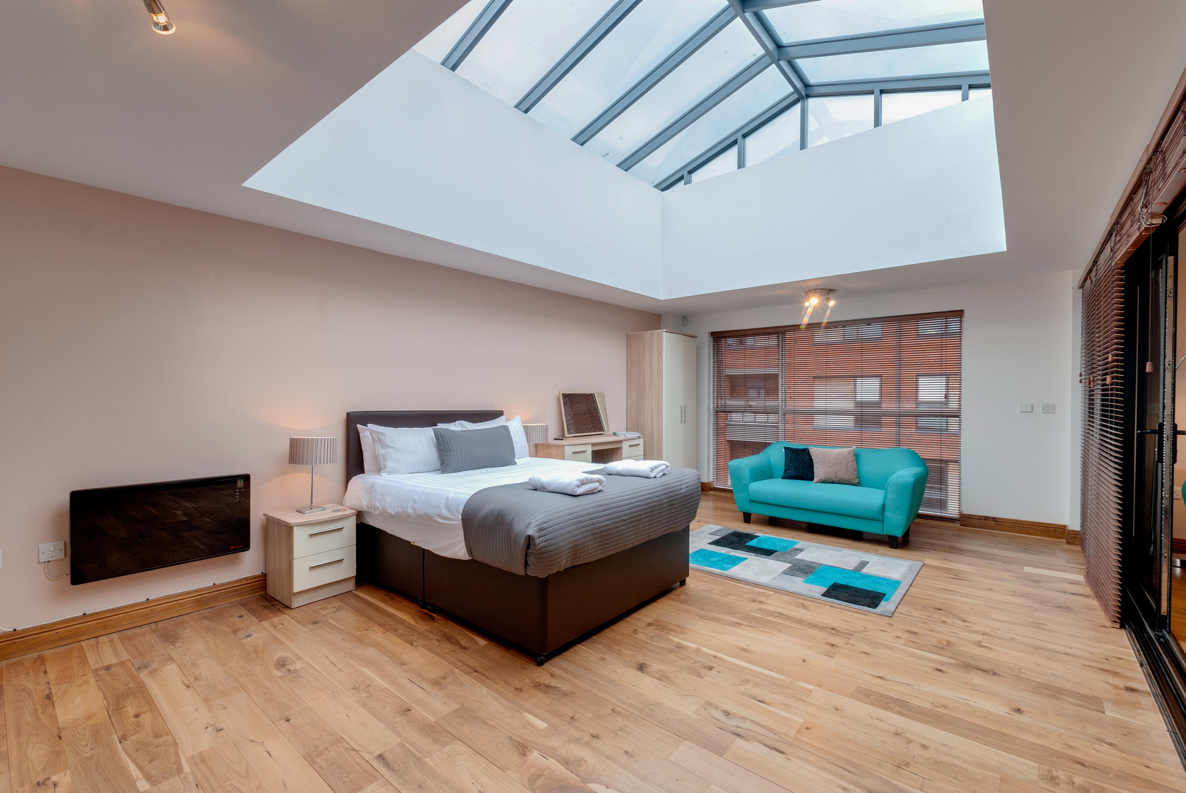 Base Serviced - Duke Street Apartment