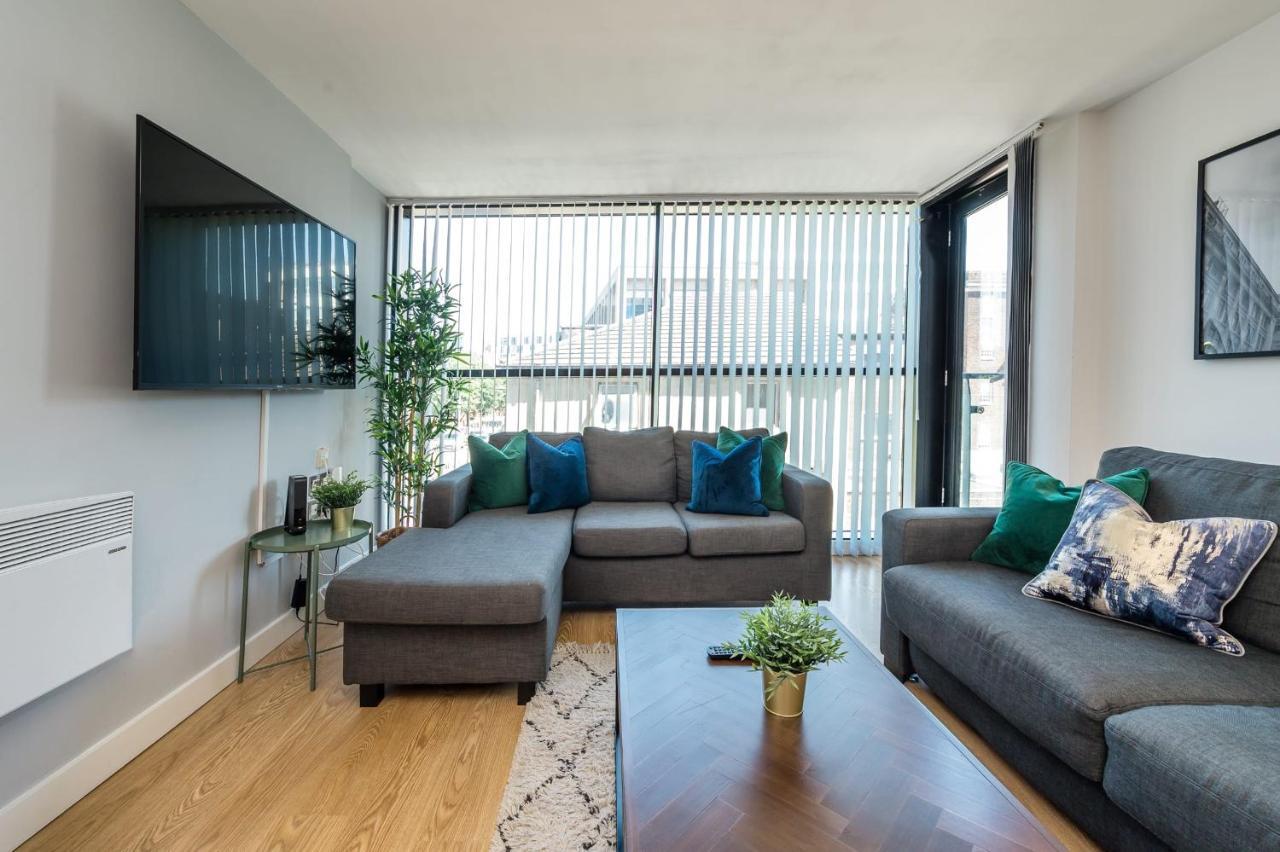 Apartment Host & - Balcony