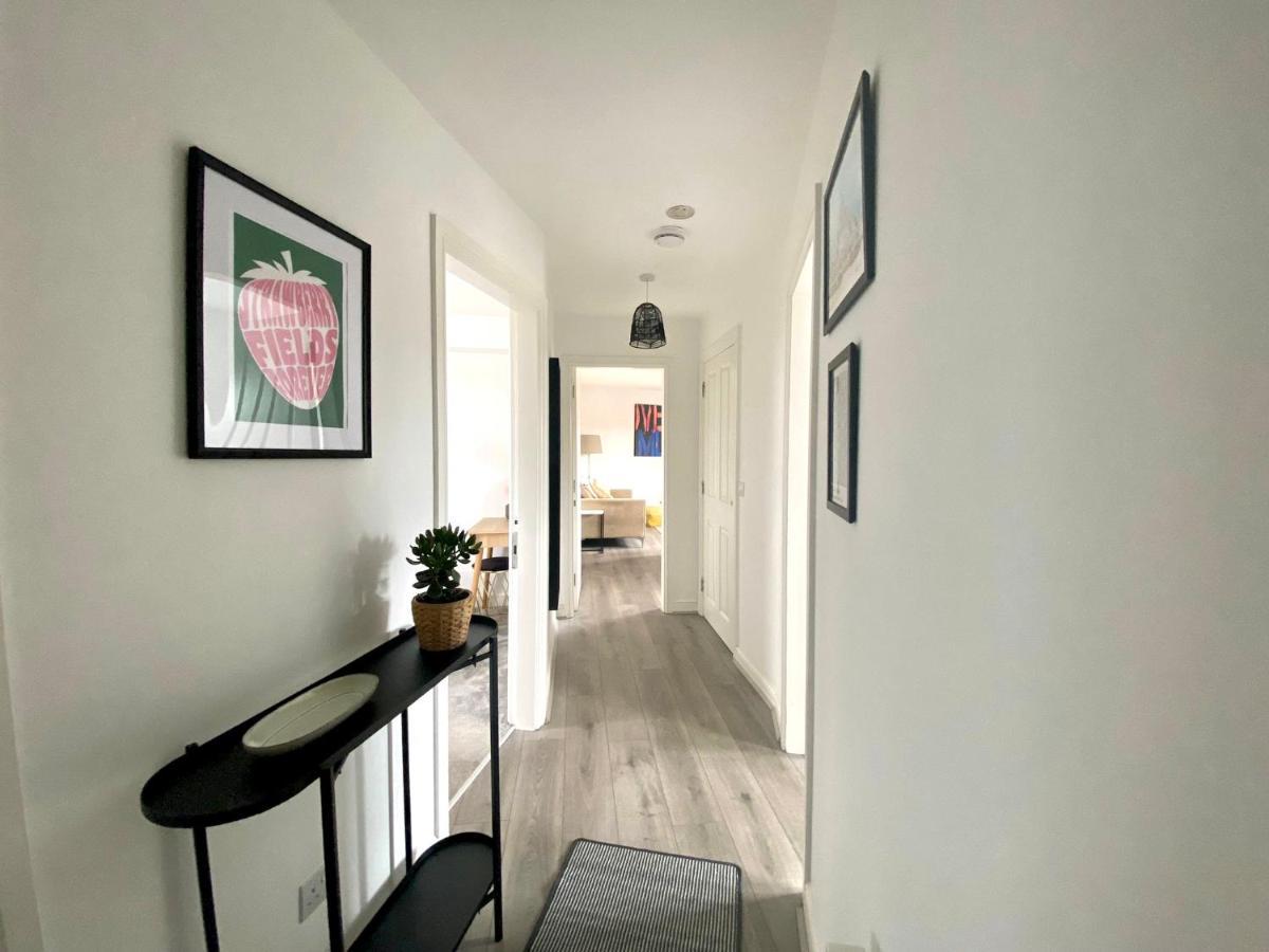 Apartment Lovely Stylish Near Penny Lane! Free Parking *