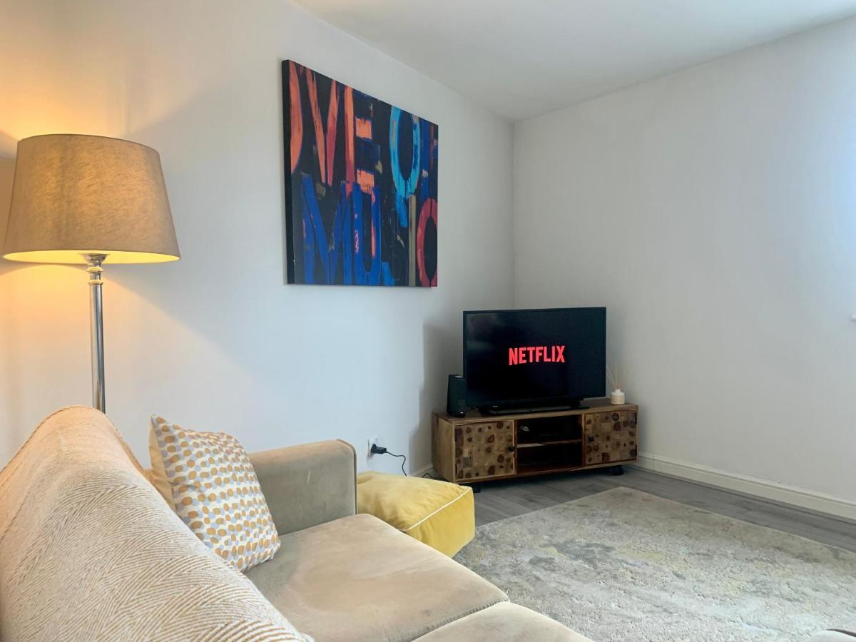 Lovely Stylish Near Penny Lane! Free Parking * Liverpool