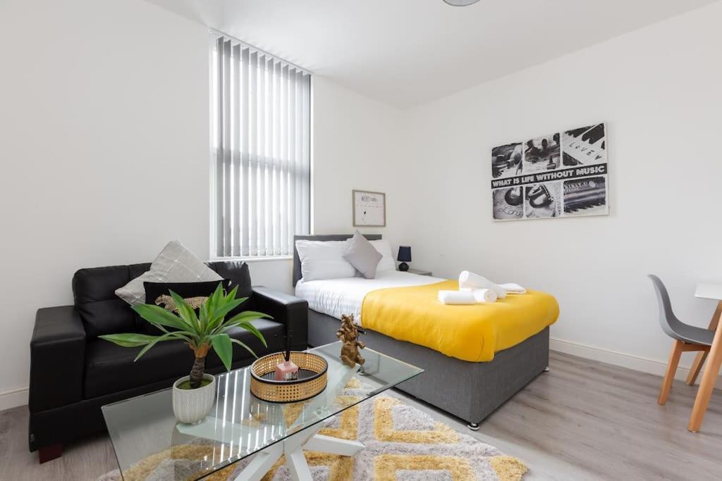 St Marys Studios-free Street Parking * Liverpool