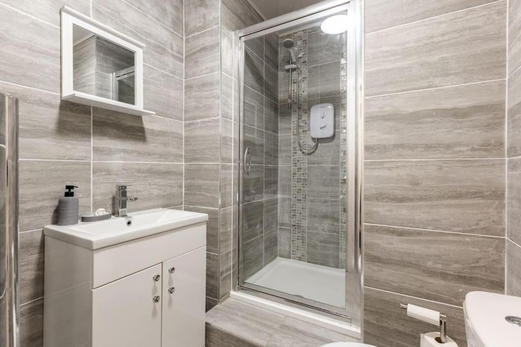 St Marys Studios-free Street Parking * Liverpool