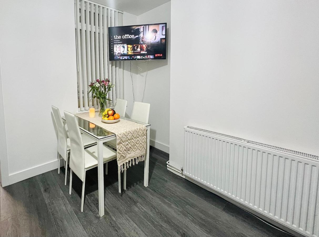 Guest house Away From L4