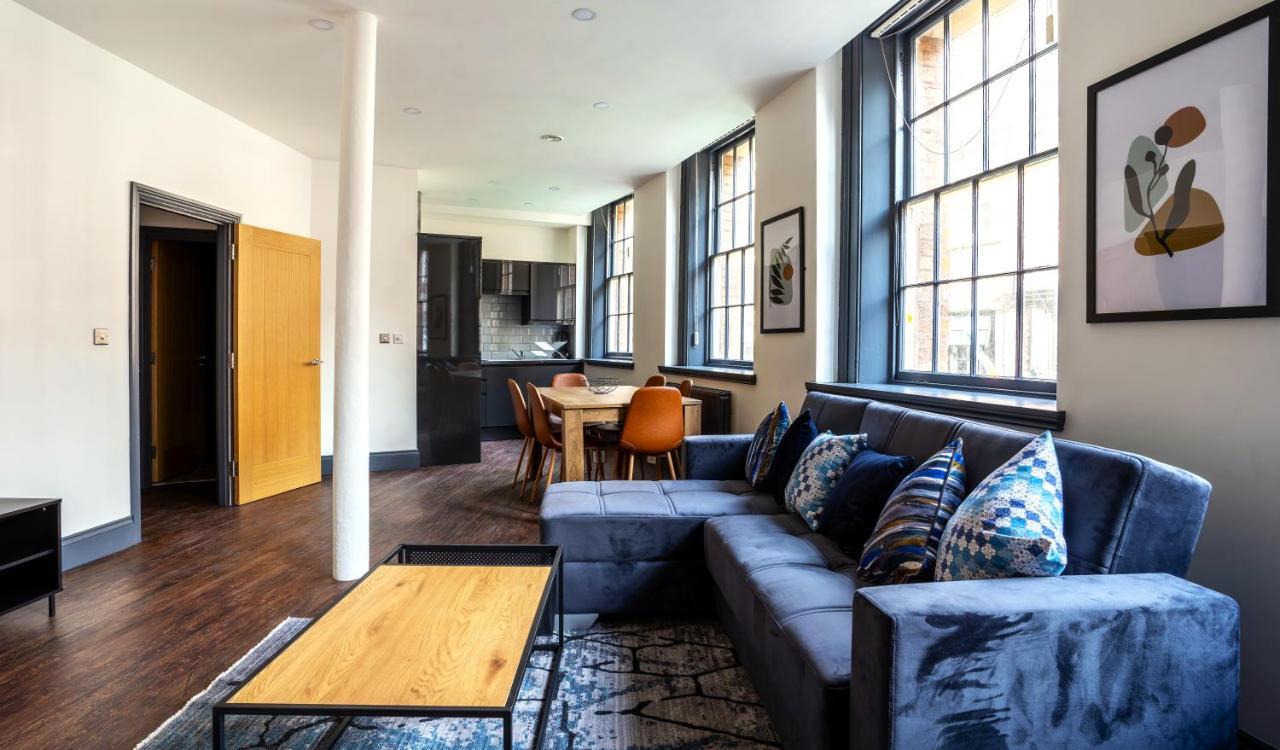 The Cavern Quarter By Ustay *