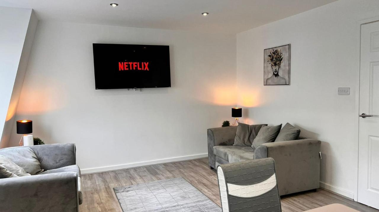 Monthly Apartment *