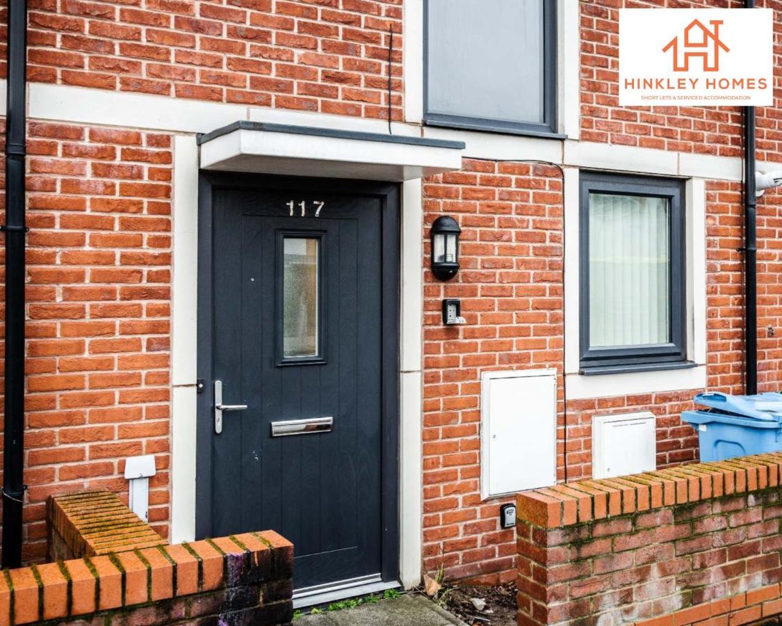 Holiday home Modern Centre Townhouse By Hinkley Homes