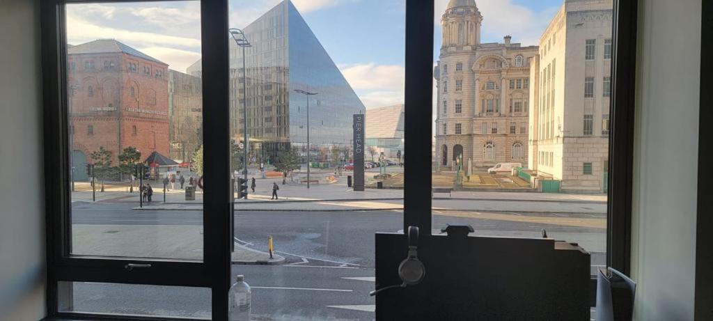 The Plaza 6 Apartment Liverpool