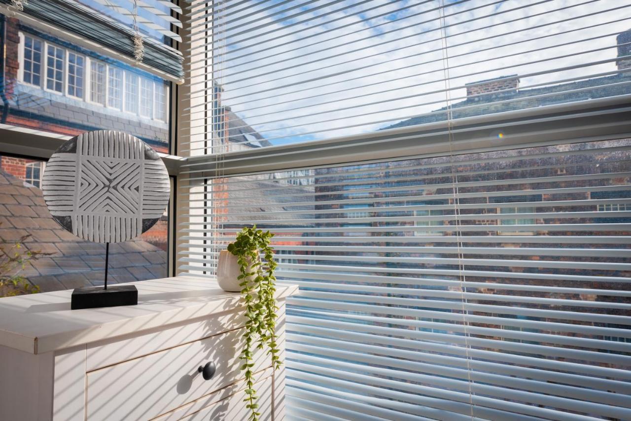 Free Parking Balcony Modern 2 Bed Citycentre * Liverpool