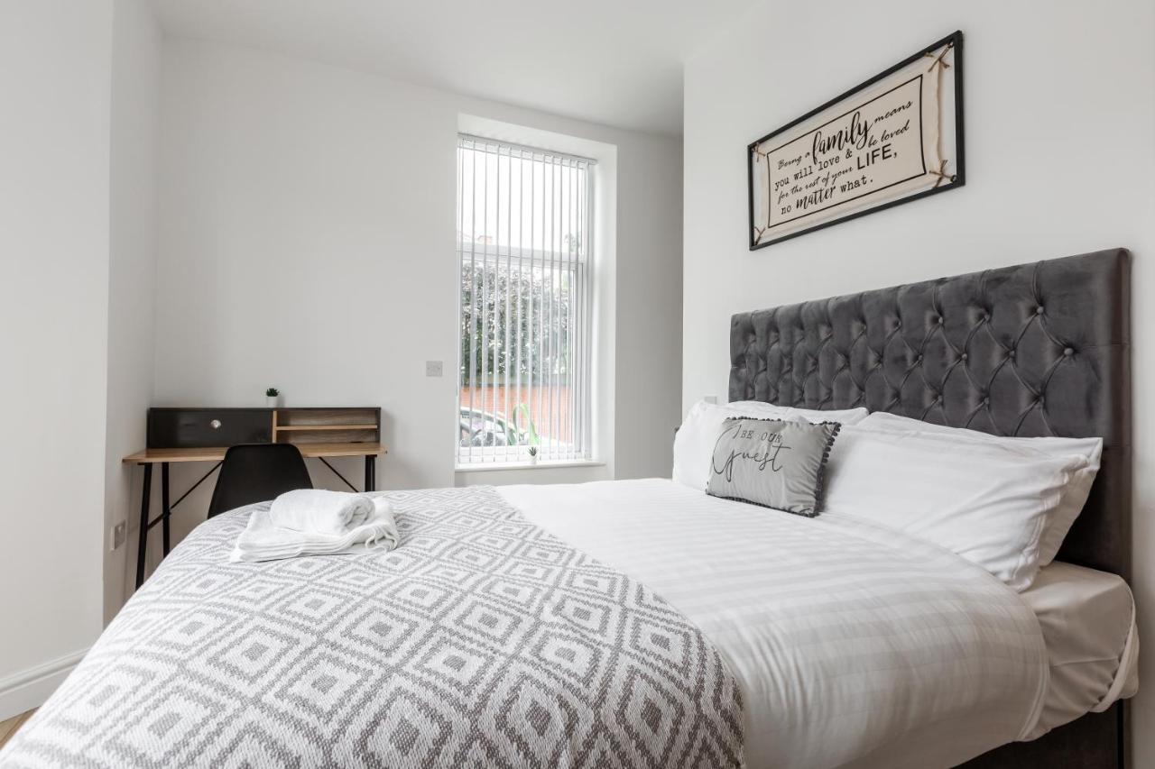 York Free Parking Included Apartment *