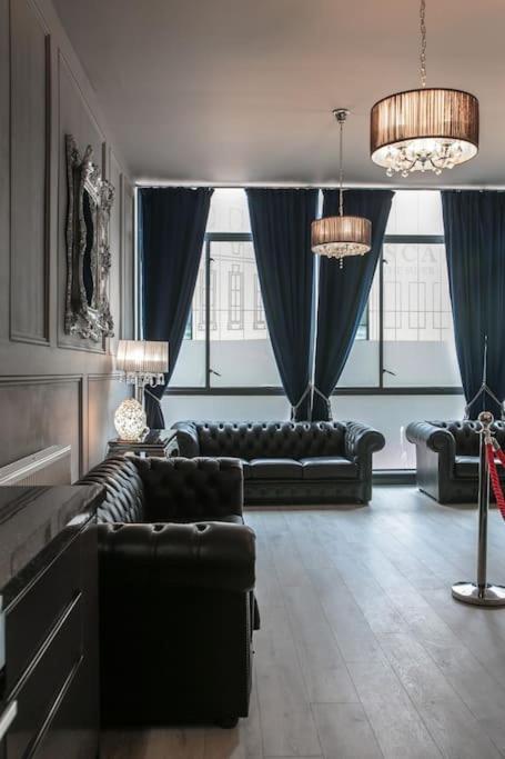The V.i.p - Sleeps 24! For Large Groups
