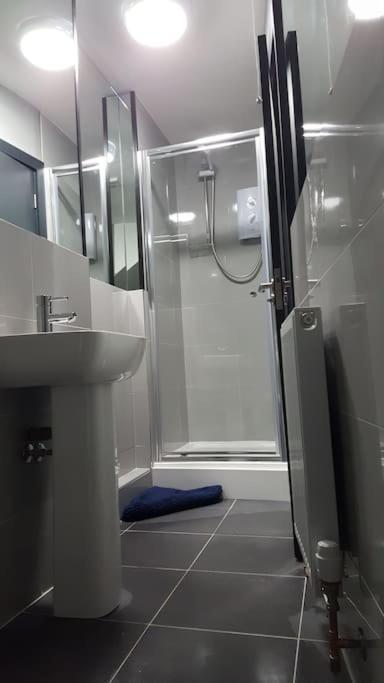 The V.i.p - Sleeps 24! For Large Groups * Liverpool