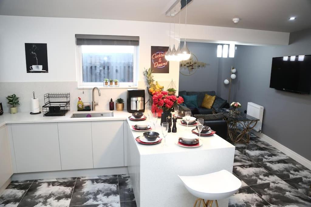 Apartment Kensington Luxury Living