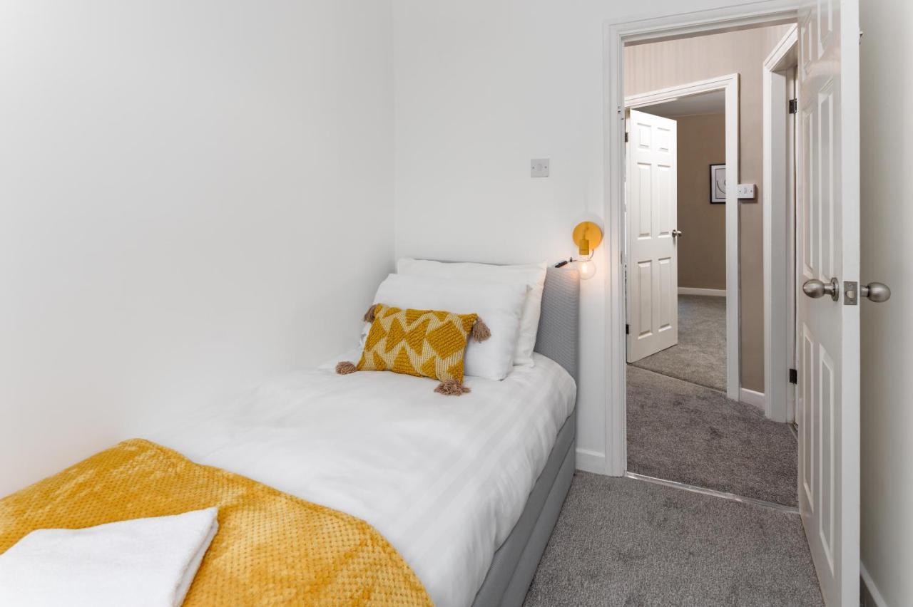 Talton House - Air Host & - Free Parking Apartment