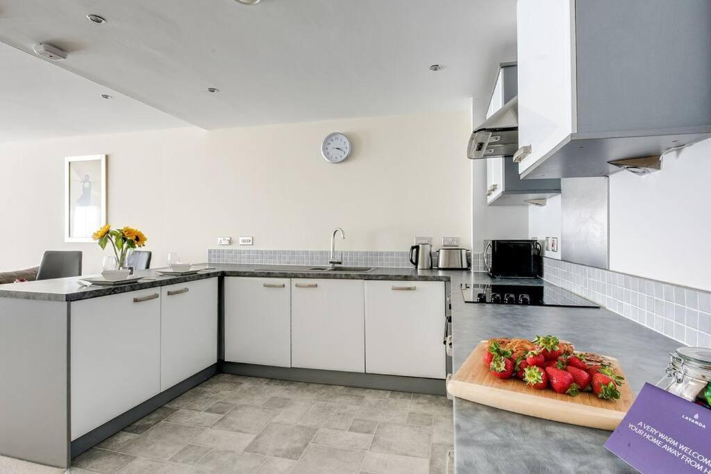 Luxury 2 Bed Centre