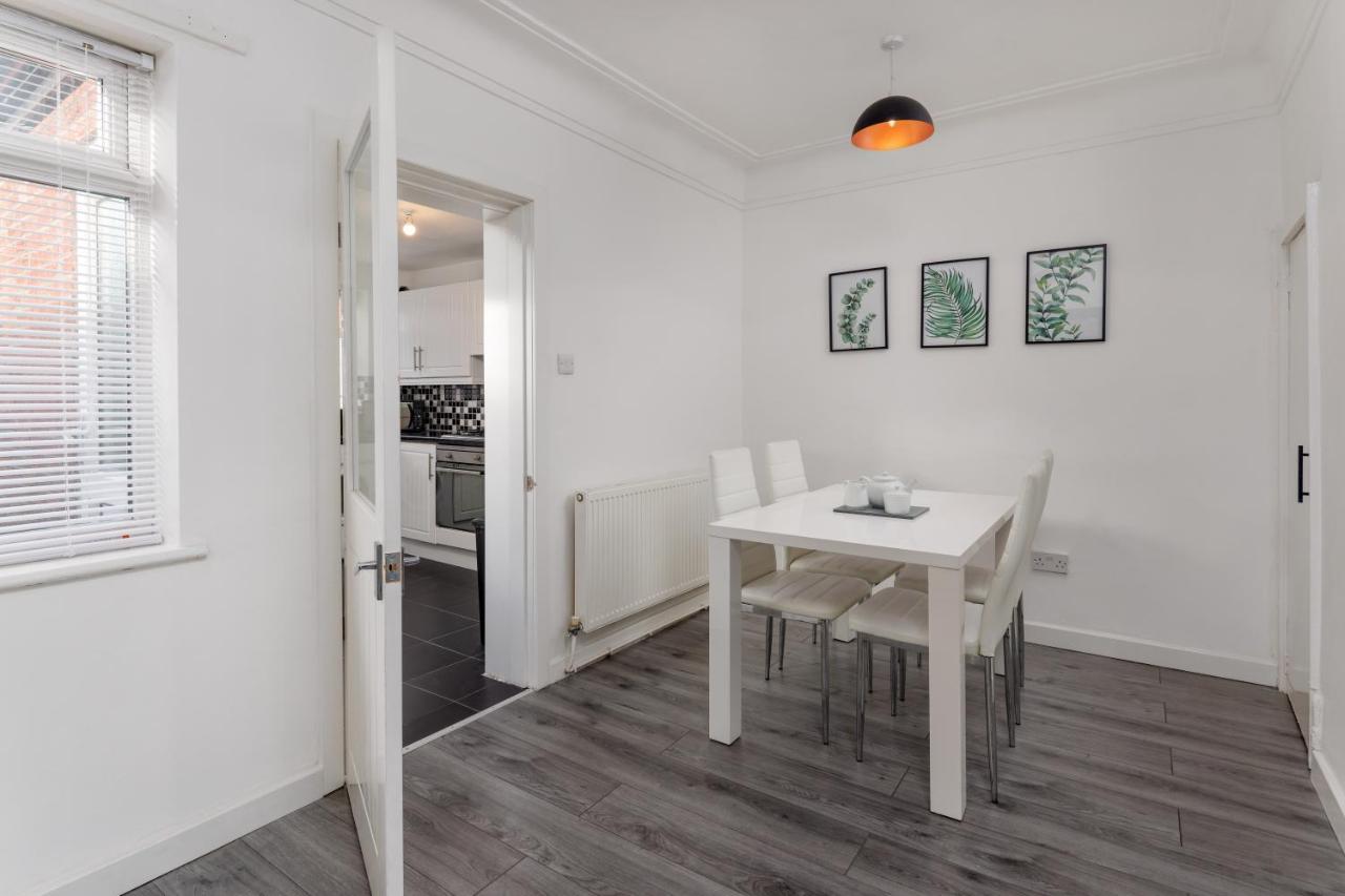 Apartment The Empress 2 Bed Terraced House *