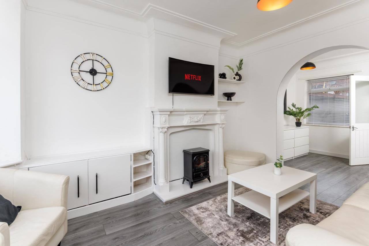 The Empress 2 Bed Terraced House Liverpool