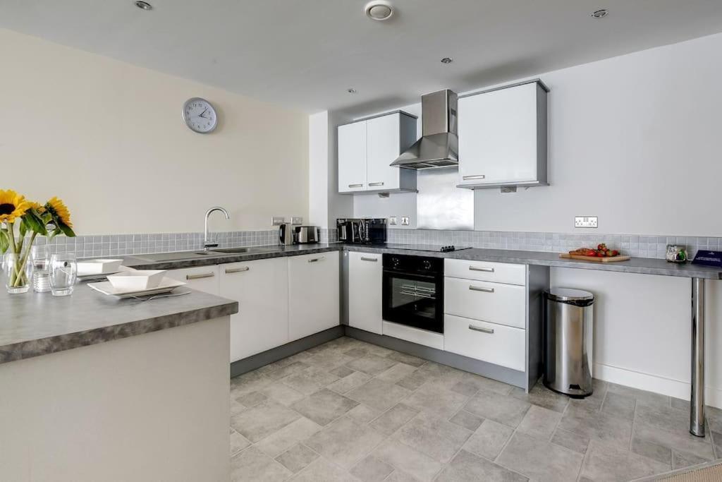 Apartment Luxury 2 Bed Centre *