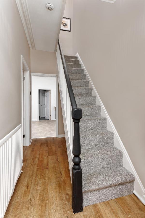Talton House - Air Host & - Free Parking Apartment *