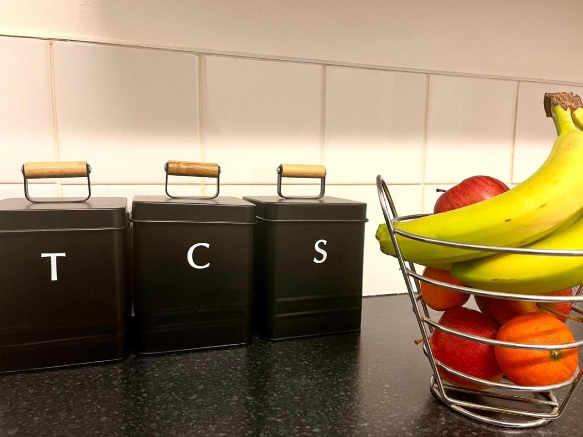 Centre House With Parking & Wifi By Amazing Spaces Relocations Ltd * Liverpool