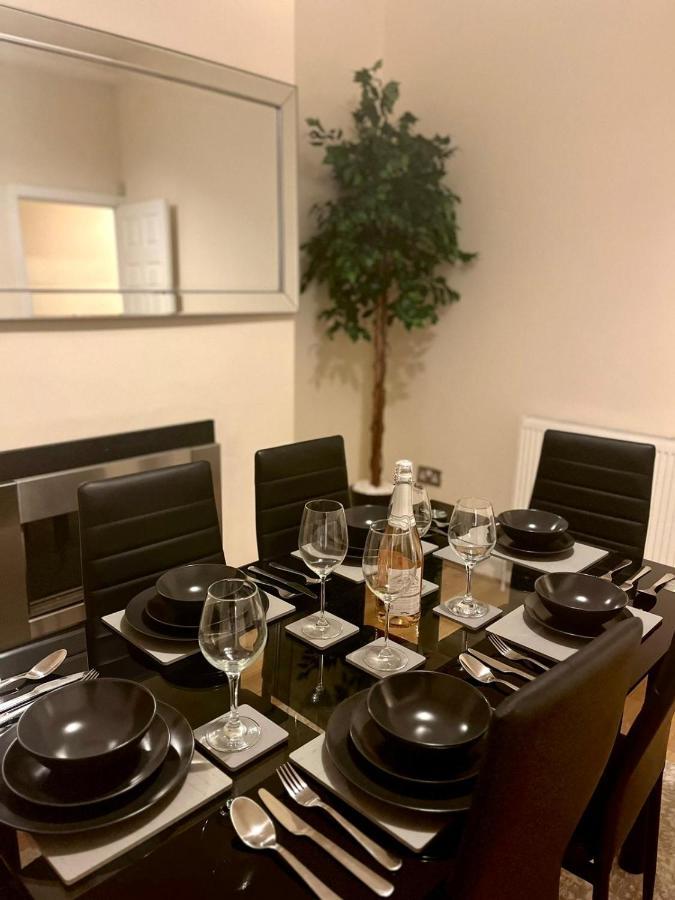 Centre House With Parking & Wifi By Amazing Spaces Relocations Ltd Liverpool