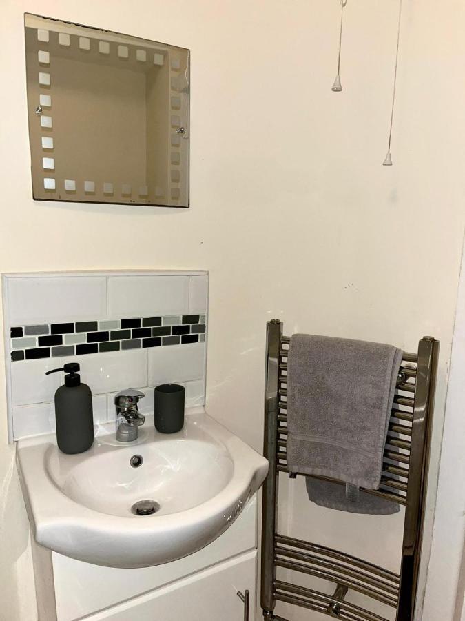 Centre House With Parking & Wifi By Amazing Spaces Relocations Ltd Apartment Liverpool