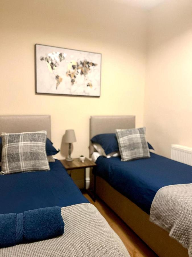 Centre House With Parking & Wifi By Amazing Spaces Relocations Ltd *
